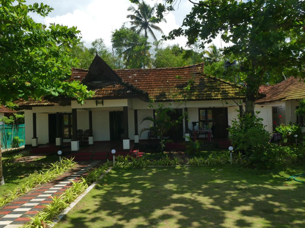 Marari Sealap Beach Villas Mararikulam Exterior photo