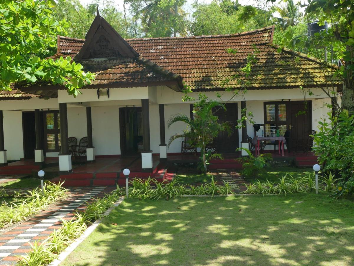 Marari Sealap Beach Villas Mararikulam Exterior photo
