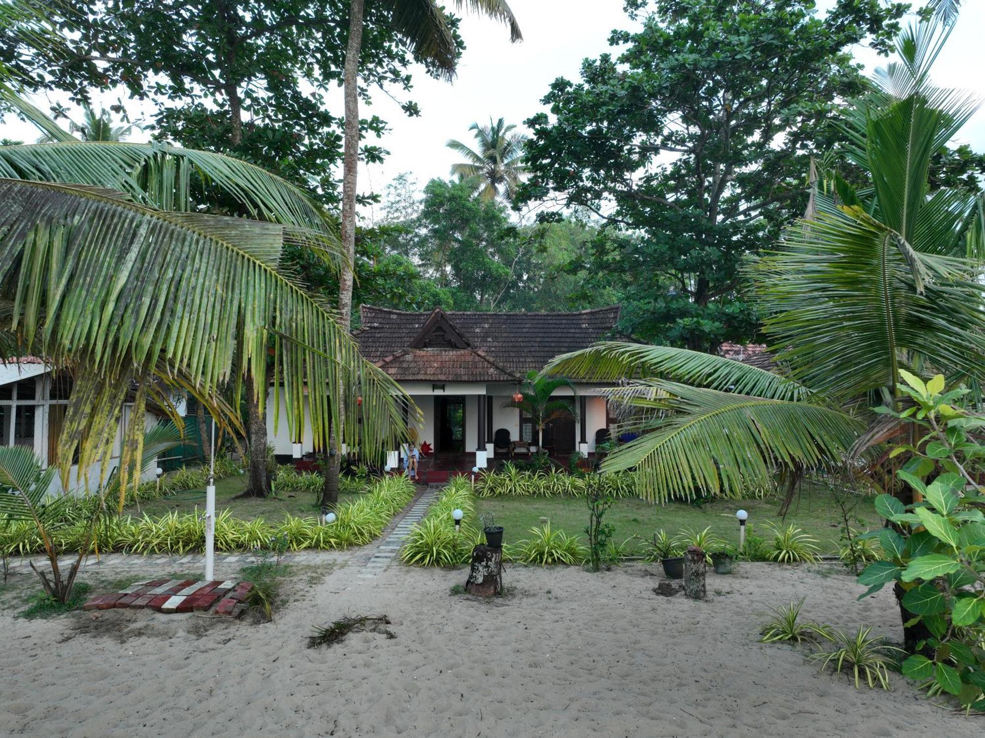 Marari Sealap Beach Villas Mararikulam Exterior photo